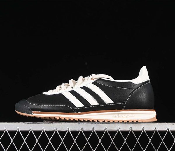 Adidas SL 72