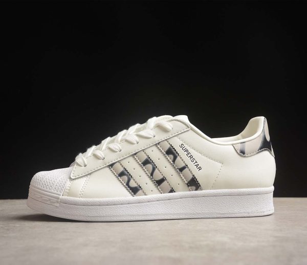 Adidas Superstar