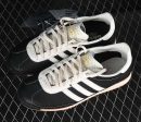 Adidas SL 72