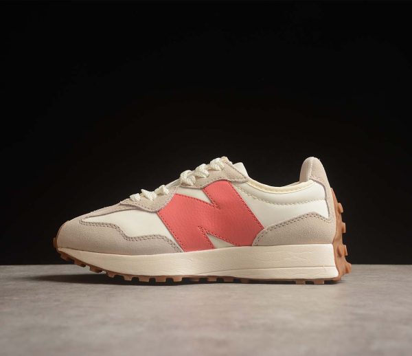 New Balance 327