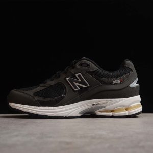 New Balance 2002R