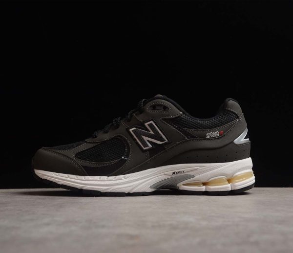New Balance 2002R