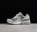 New Balance 2002R
