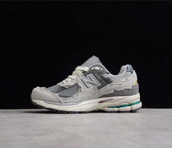 New Balance 2002R
