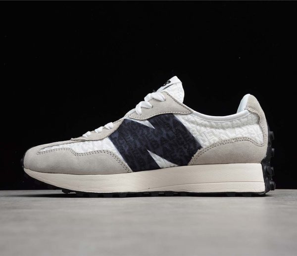 New Balance 327