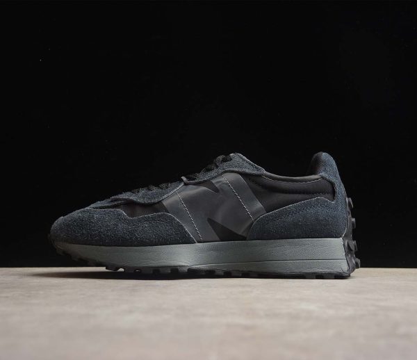 New Balance 327