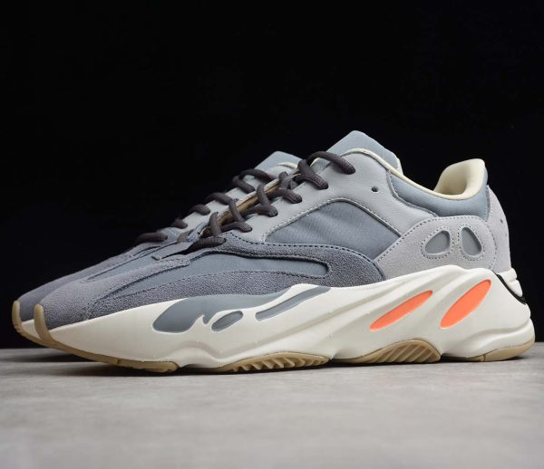 Yeezy Boost 700 - Imagen 2