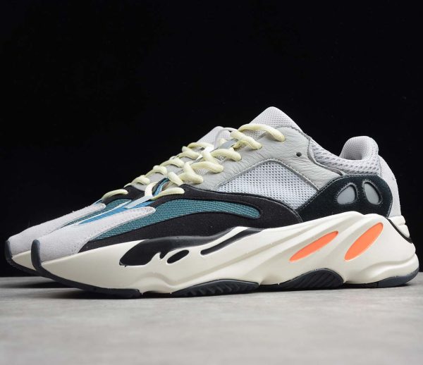 Yeezy Boost 700 - Imagen 2